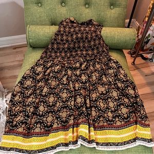 PLUS SIZE - Boho high neck smocked sundress black and yellow. Perfect for fall
